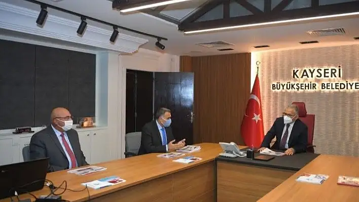 Develi'de Başkan Büyükkılıç ile 2021 yılı projeleri istişare edildi