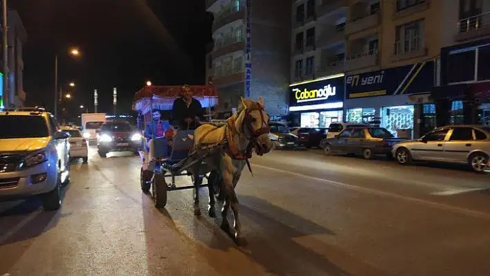 Fayton turları yeniden başladı