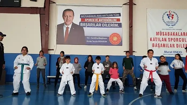 Develi'de Mücadele Sporlarına Yoğun İlgi