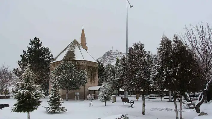 Develi'ye ismini veren yiğidin türbesi şimdi ne durumda?