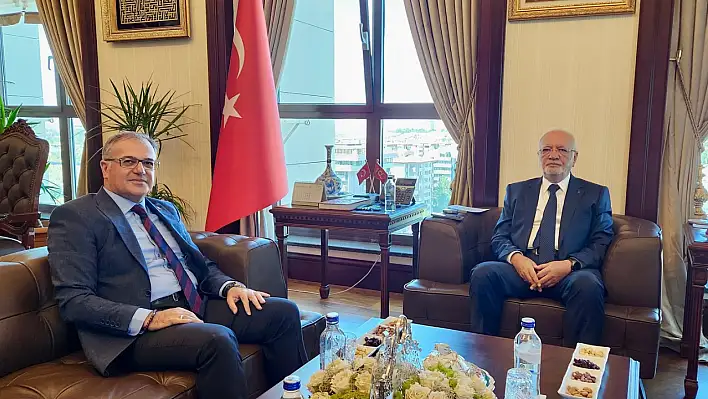 Ankara'da önemli görüşme: Hacılar'a yeni projeler mi geliyor?