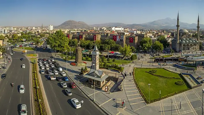 Dikkat! 'Şehrin sahibi sokaklara iniyor!'