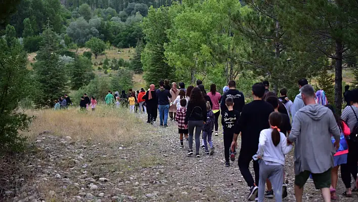 Doğa tutkunlarından büyük ilgi gören kamp