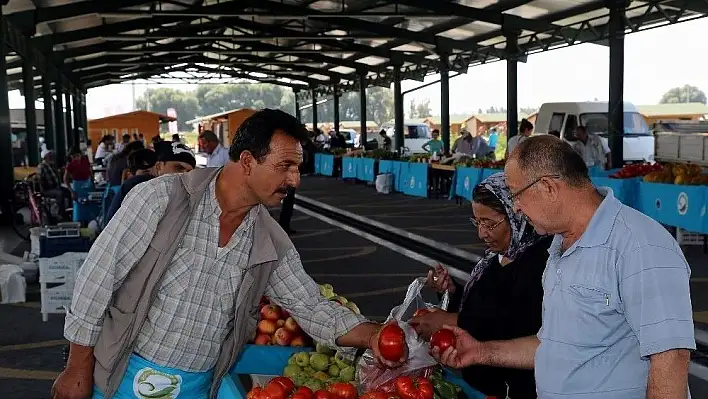 Doğal Ürünler Bahçesi ve Pazarı sağlıklı beslenmek isteyenlerin uğrak mekanı oldu