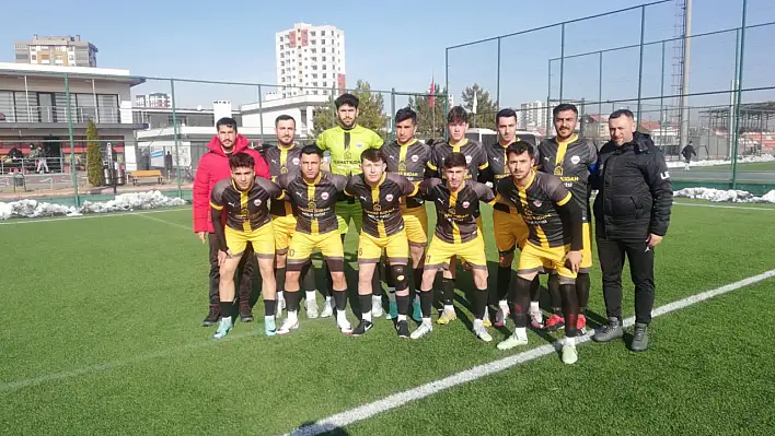 Döğergücü, rakibini 3-1 mağlup etti