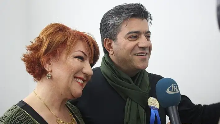 Doktor çiftten Tıp Bayramı'na özel 'Doktor civanım' konseri