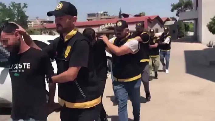 Yaşlıları FETÖ yalanıyla kandırdılar, 6 milyonluk vurgun yaptılar