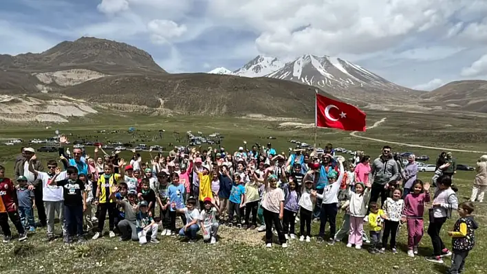 Dominik değil Develi, Survivor değil Yakar Top