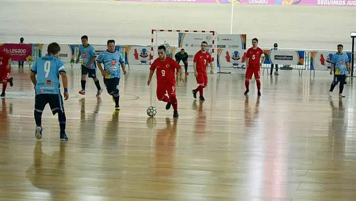 Down Sendromlu Futsal Milli Takımı yarı finalde