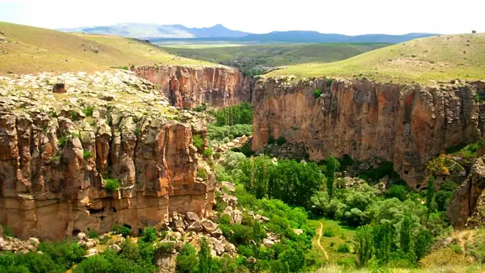 Dünyanın en büyük ikinci vadisini gördünüz mü? Kayseri'ye 150 kilometre!