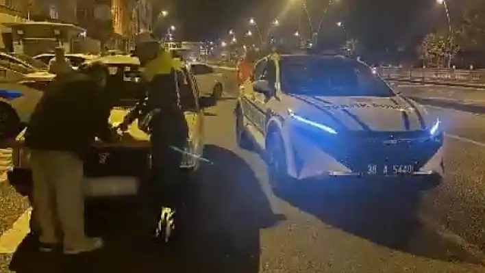 'Ehliyetini nerden aldın gardeş' paylaşımı pahalıya patladı!