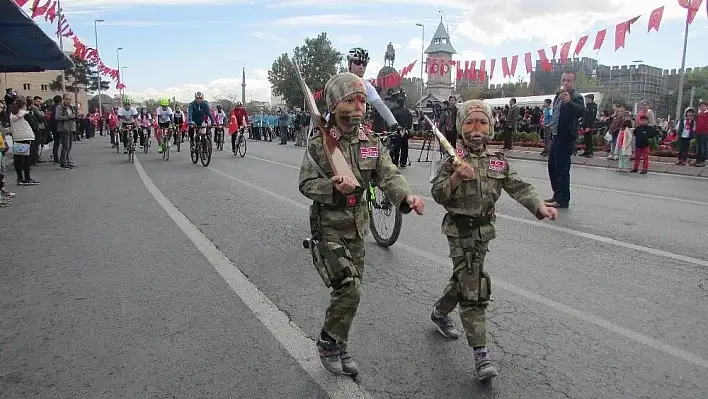 29 Ekim Cumhuriyet Bayramı büyük bir coşkuyla kutlandı