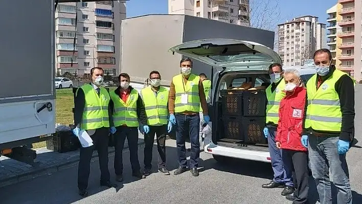 Ekmek isteyen de var çocuk bezi isteyen de