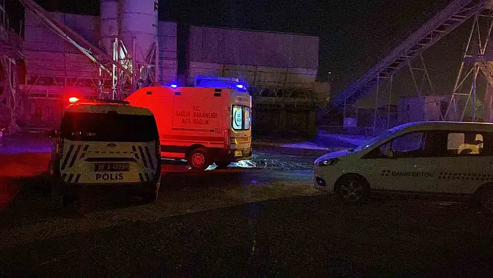 Kayseri'de can pazarı: Çimento kamyonu boşaltırken canından oldu