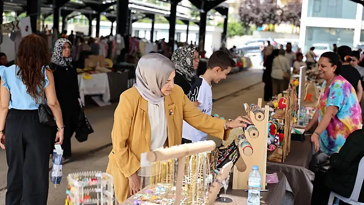 El emeğinin ışıldadığı pazar: Maharetli Eller