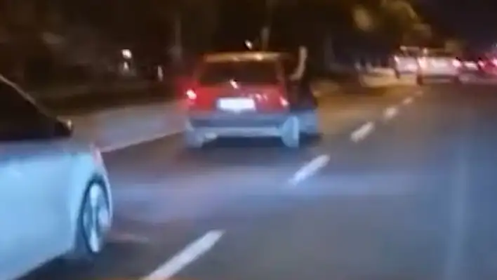 Eller dışarıda, makas ata ata gitti! Bedeli ağır oldu!