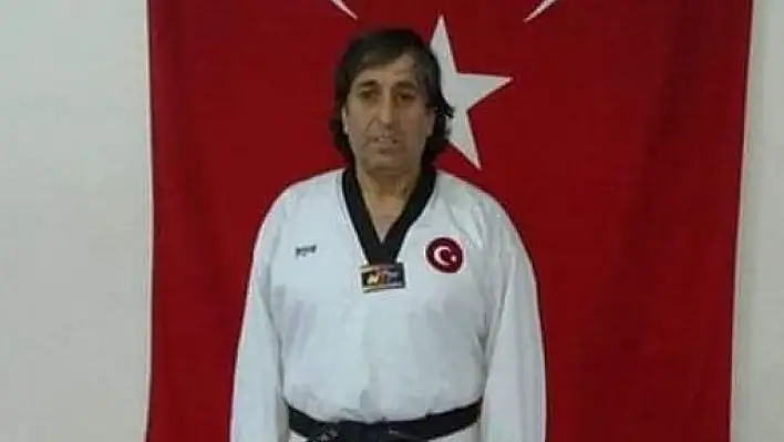 Emir Soyer vefat etti