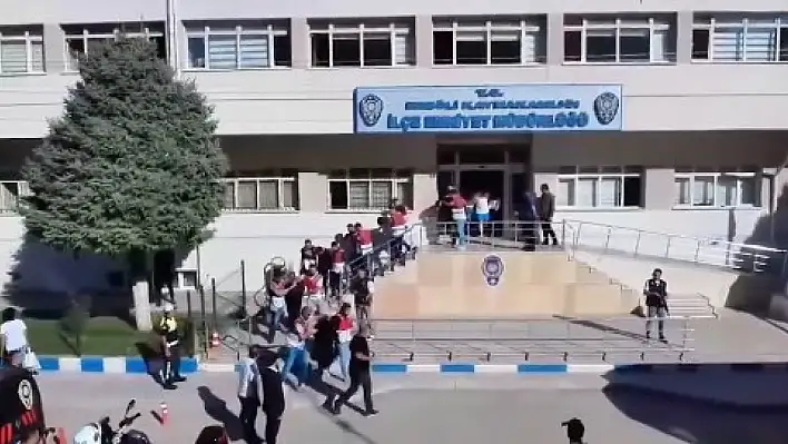 Emniyetten dev operasyon: 971 vatandaşın umudunu bir tıklamayla çaldılar
