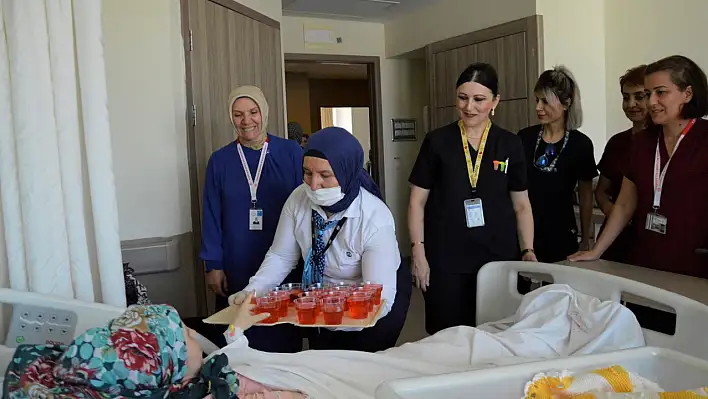 Emzirmenin gücü Kayseri şehir Hastanesi'nde anlatıldı