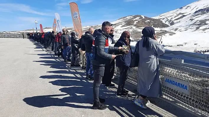 'En İyi Narkotik Polisi Anne'