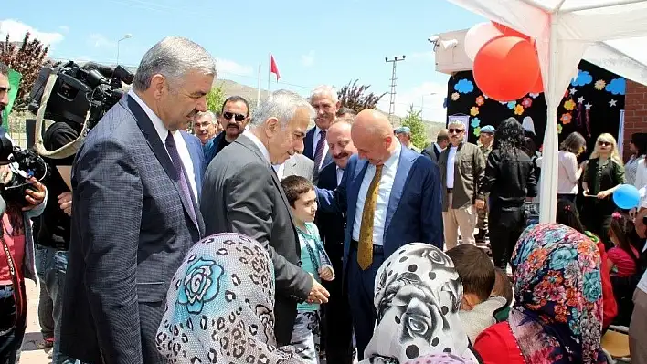 Engelli çocuklar için hobi bahçesi kuruldu