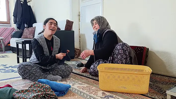 Engelli Tuğba'nın kahramanı annesi