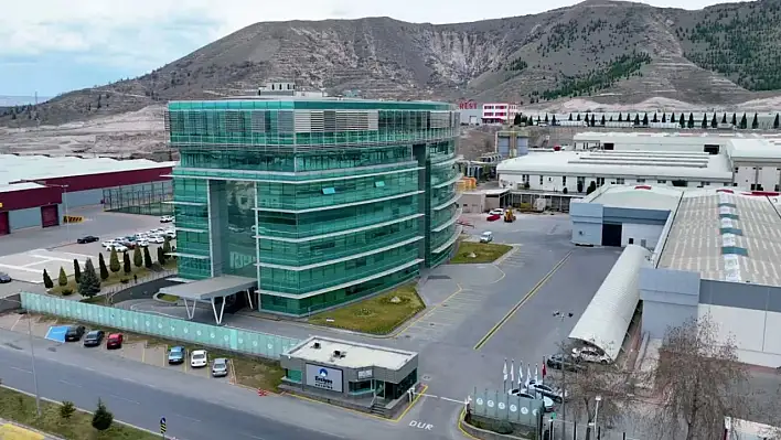 Erciyes Anadolu Holding Yönetim Kurulu Başkanı Öksüzömer annesini kaybetti