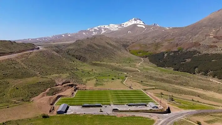 Erciyes futbol takımlarını misafir etmeyi bekliyor