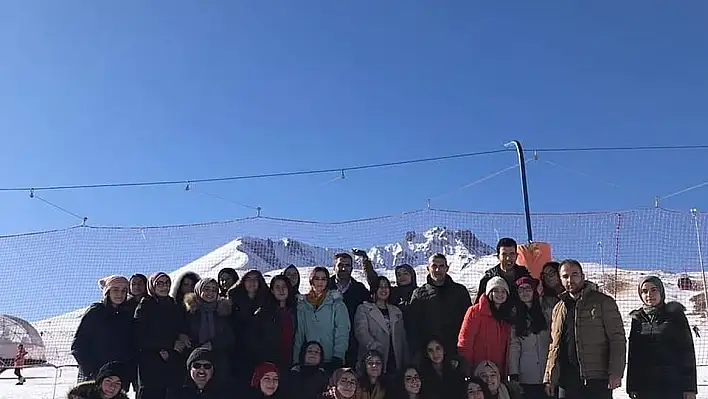 Erciyes Kamp Eğitim Merkezi Gençleri Ağırlamaya Devam Ediyor