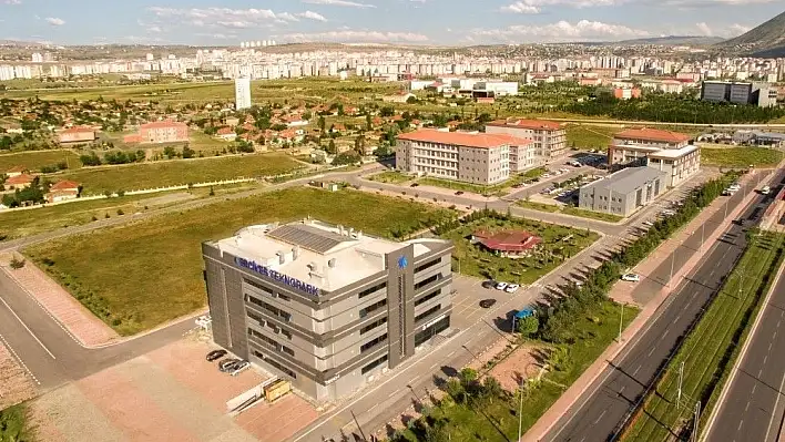 Erciyes Teknopark akademisyenleri şirket kurmaya davet ediyor