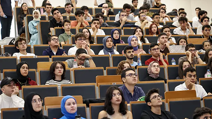 Erciyes Üniversitesi'nde mazeret alarmı! Yönetim kabul etmeyecek