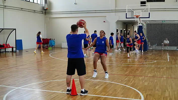 Erciyes Yüksek İrtifa Kamp Merkezi, sporcuların vazgeçilmezi oldu