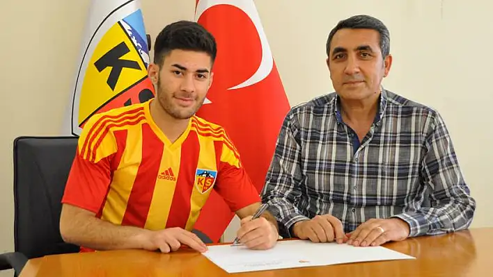 Erdal Öztürk, Adana Demirspor'a kiralandı