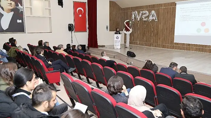 ERÜ'de 'Evcil Hayvanlarda Davranış ve Refah Çalıştayı' Başladı