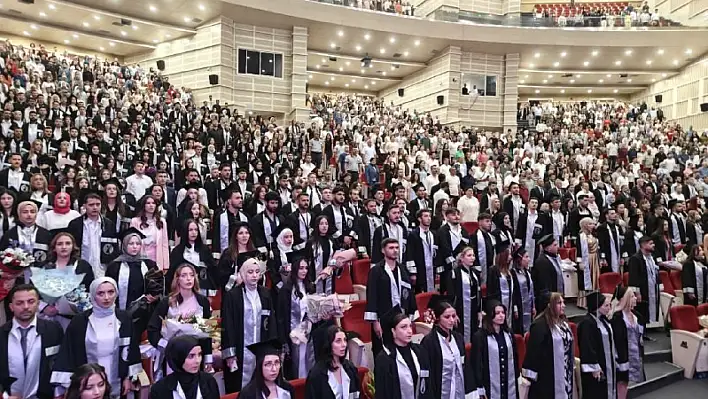 'Kayseri'nin eline su dökecek memleket yok'