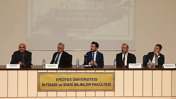 ERÜ'de 'Yaşlanarak Değil, Yaşayarak Kazan' Konulu Panel