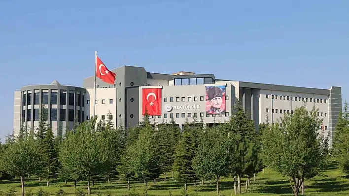 Türkiye'nin en çevreci genç üniversitesi Erciyes oldu