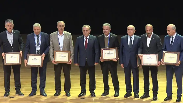 Erciyes Üniversitesi'nin 40 yıllık mezunları buluştu!