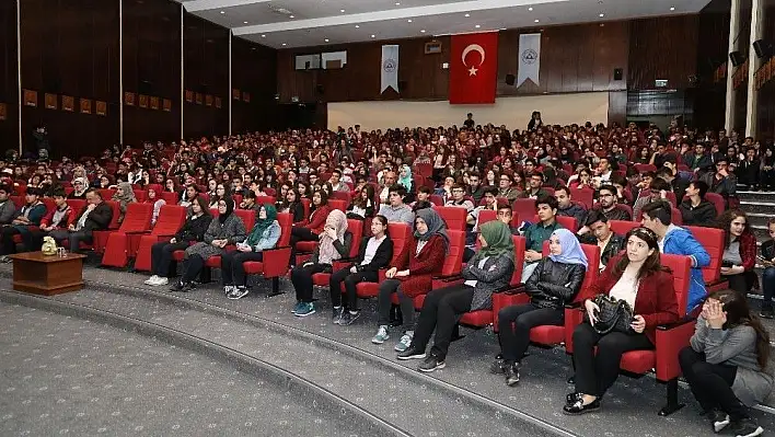 ERÜ Öğretim Üyesi Prof. Dr. Halıcı 