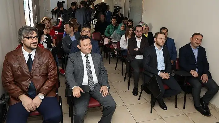 ERÜ Rektörü Çalış, Gazetecilere Yönelik Eğitim Seminerine Katıldı