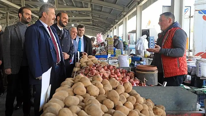 Esenyurt'ta esnaf ve vatandaşlarla gönül köprüsü
