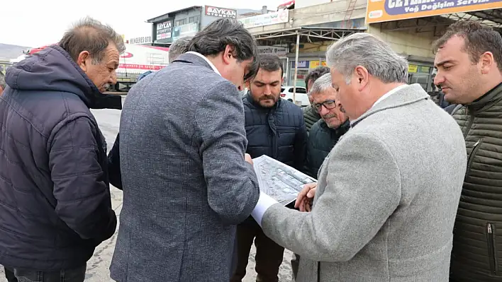 Esnaflar ile projeyi inceledi, 'hayırlı olsun'