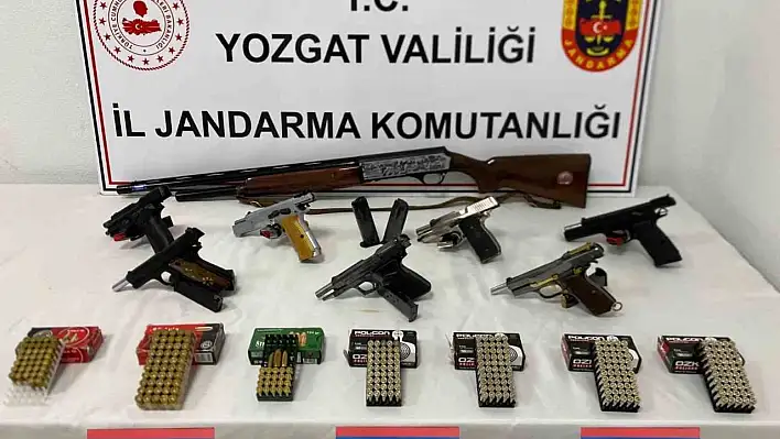 Evin bahçesinden cephanelik çıktı
