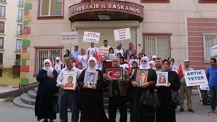 Evlat nöbetine Kayseri'den de katıldılar...