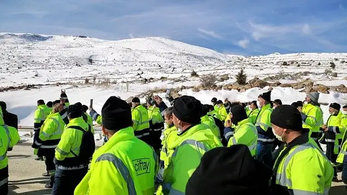 İşçiler sitem etti: Kendilerine köle gibi çalışacak başka işçiler bulsunlar