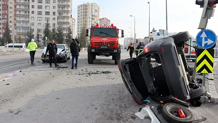 Feci trafik kazası: 4 yaralı