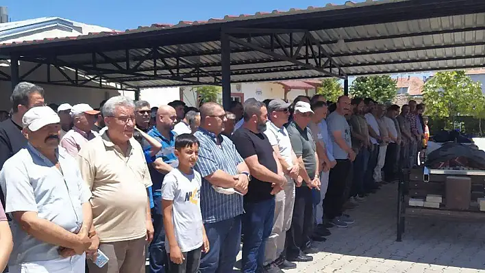 Felahiye'deki kazada hayatını kaybeden şahıslar toprağa verildi