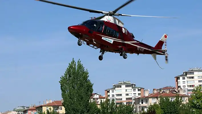 Felç geçiren hasta hava ambulansı ile hastaneye kaldırıldı