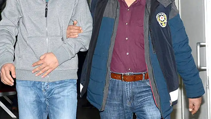FETÖ'nün finans kaynaklarından Bank Asya'nın A grubu hissedarı 49 kişi yakalandı 