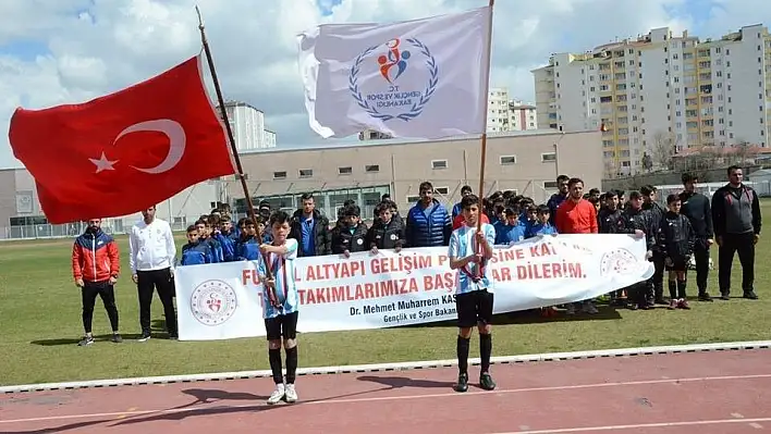 Futbol Alt Yapı Gelişim Projesi 1. Kademe 1. Devre Müsabakaları Başladı
